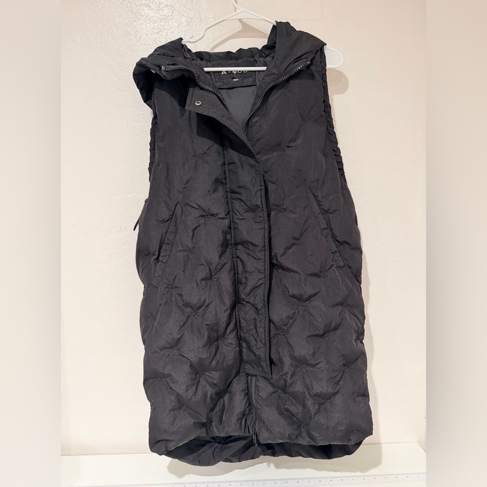 Women’s Black Long Hooded Puffer Quilted Vest size L - Picture 5 of 12